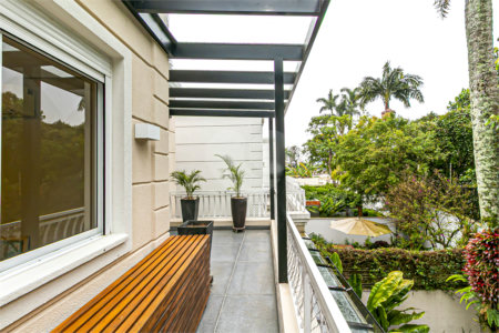 Casa à venda ou para alugar com 3 suítes no condomínio Palm Hill, São Paulo - SP