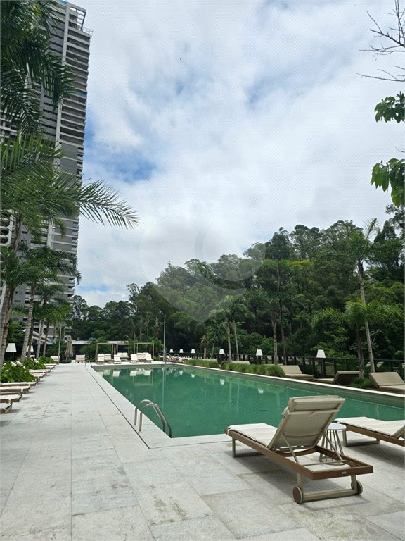 Apartamento à venda com 2 suítes em Jardim Morumbi, São Paulo, SP