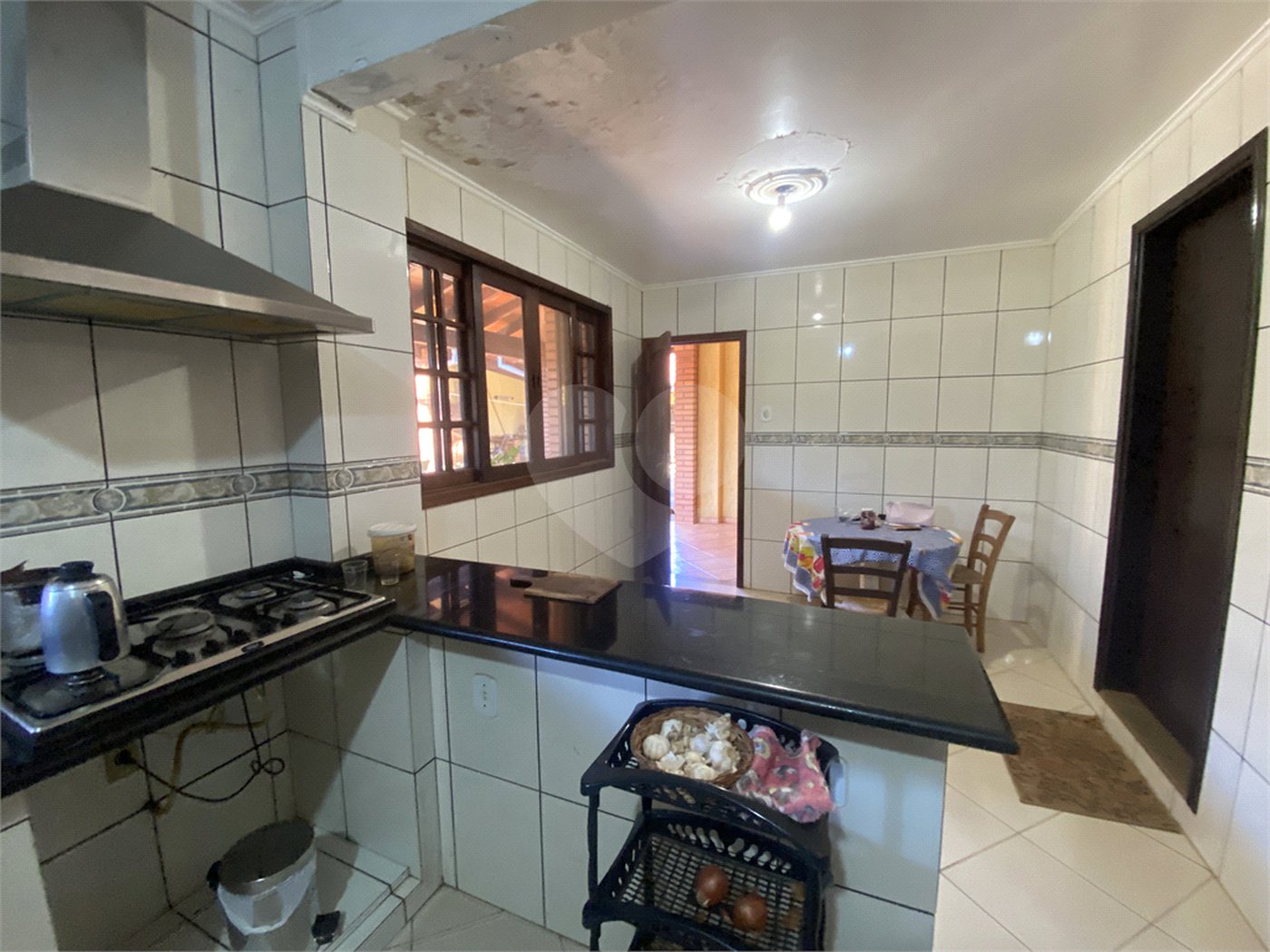 Casa à venda com 3 quartos, sendo 1 suíte, em Parque Residencial Monte Carlo, Ponta Porã, MS
