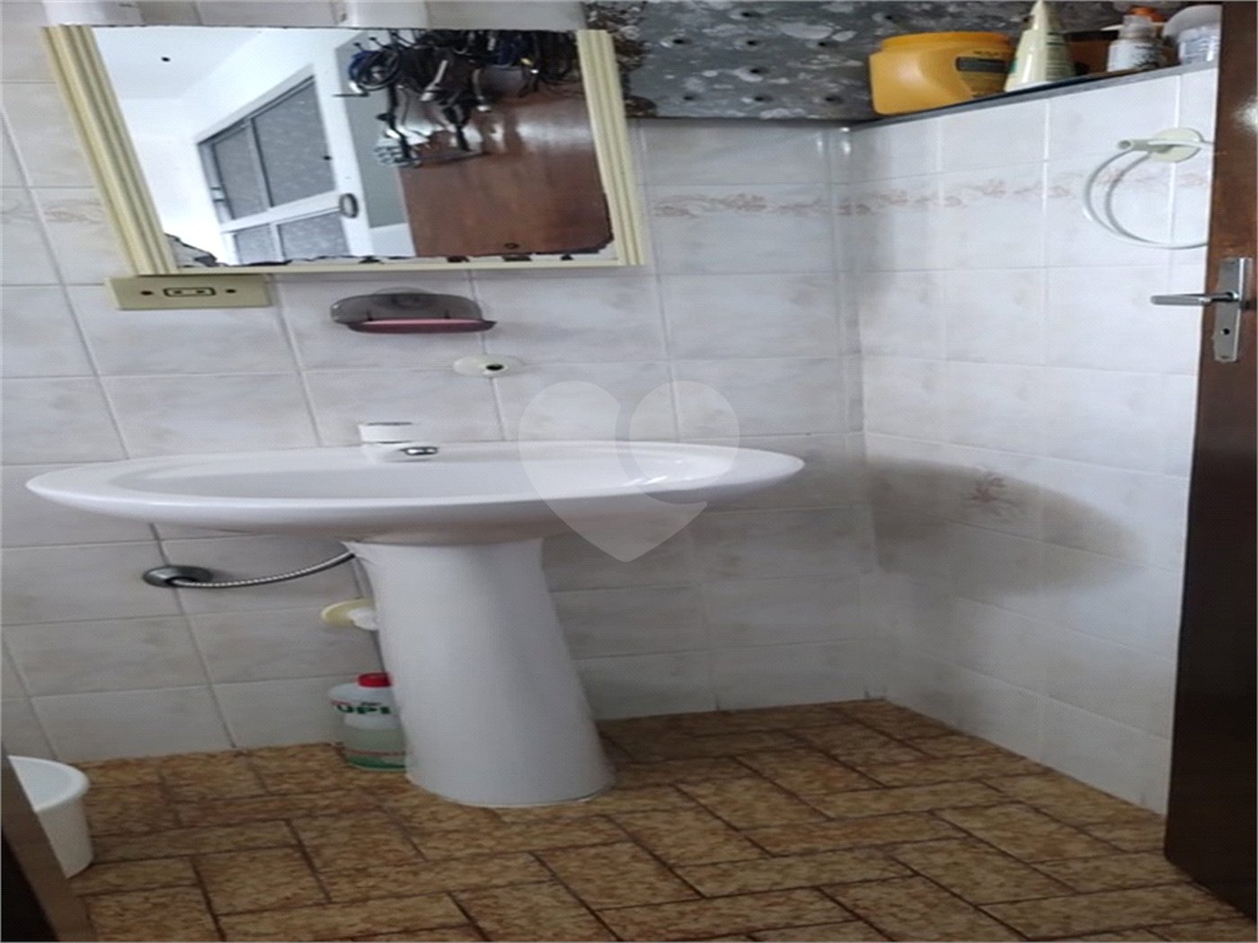 Casa à venda com 4 quartos, sendo 1 suíte, em Tremembé, São Paulo, SP