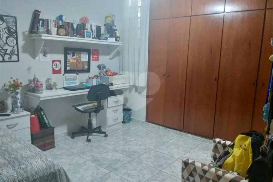Casa térrea à venda no Imirim