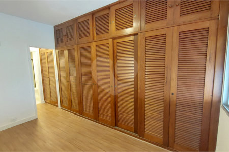 Cobertura à venda com 4 quartos, sendo 1 suíte, em Tijuca, Rio de Janeiro, RJ