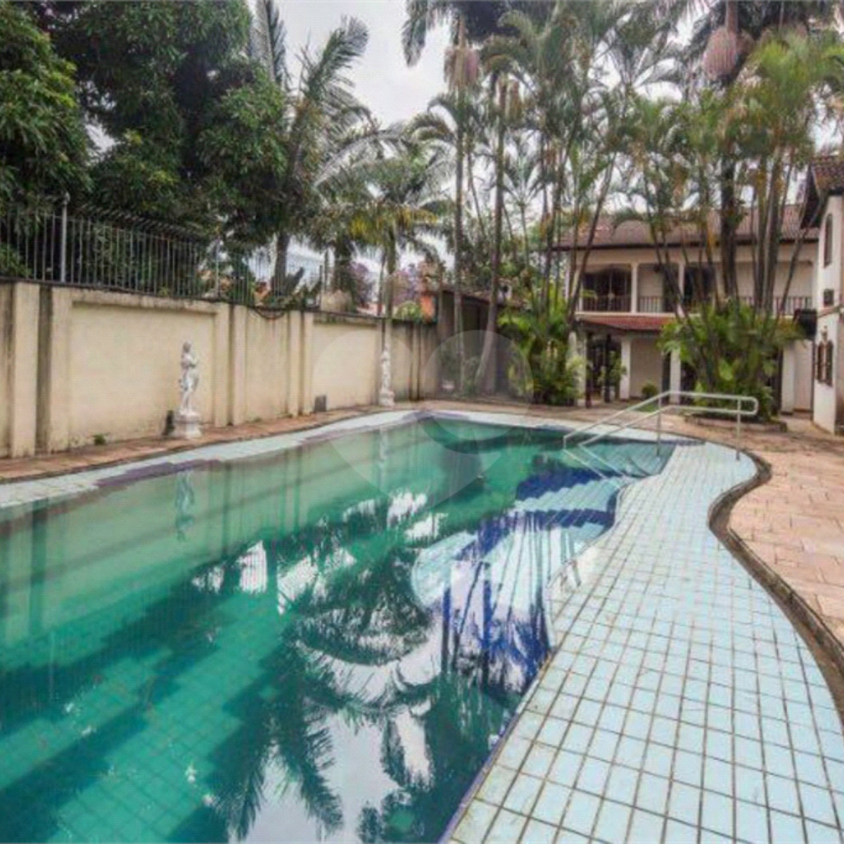 Casa à venda com 4 quartos, sendo 2 suítes, em Brooklin Velho, São Paulo, SP