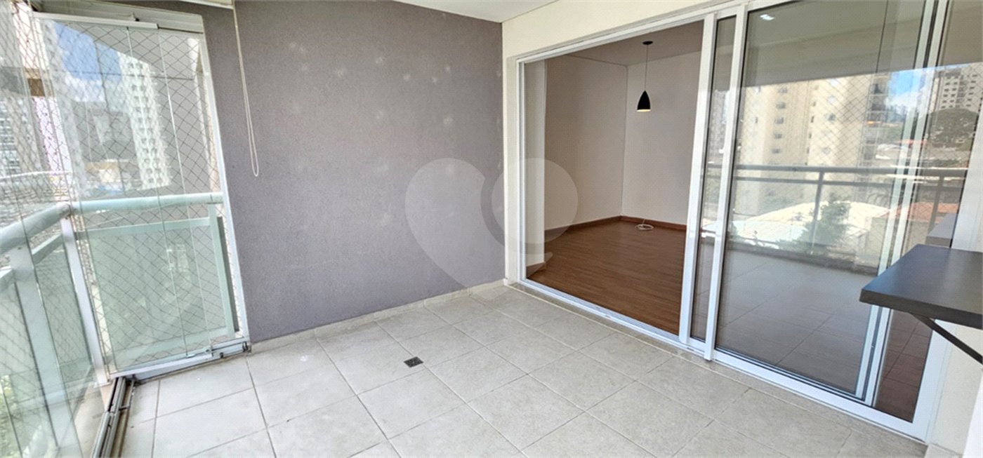 Apartamento à venda com 3 quartos, sendo 1 suíte, em Água Branca, São Paulo, SP