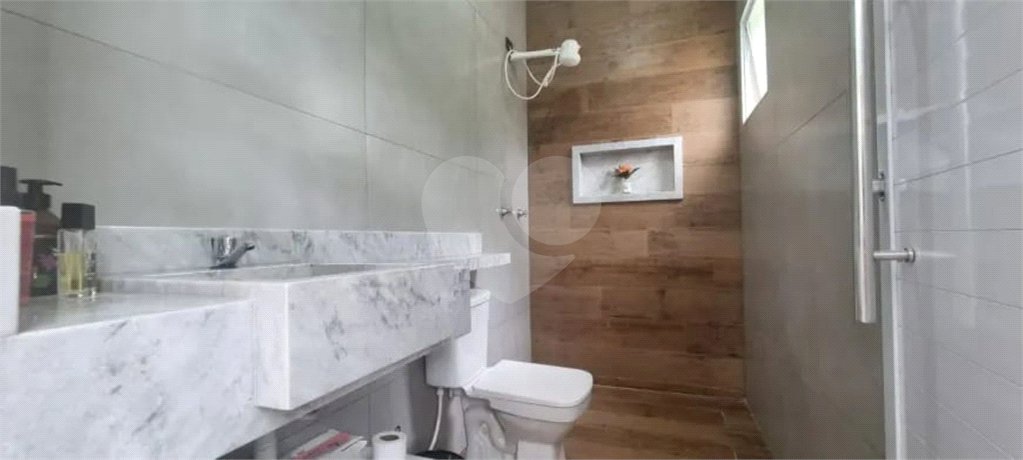 Casa à venda com 3 suítes no condomínio Villa D' Oro, Vinhedo - SP