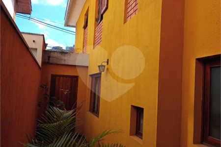 Sobrado à venda com 3 quartos em Jardim Colombo, São Paulo, SP