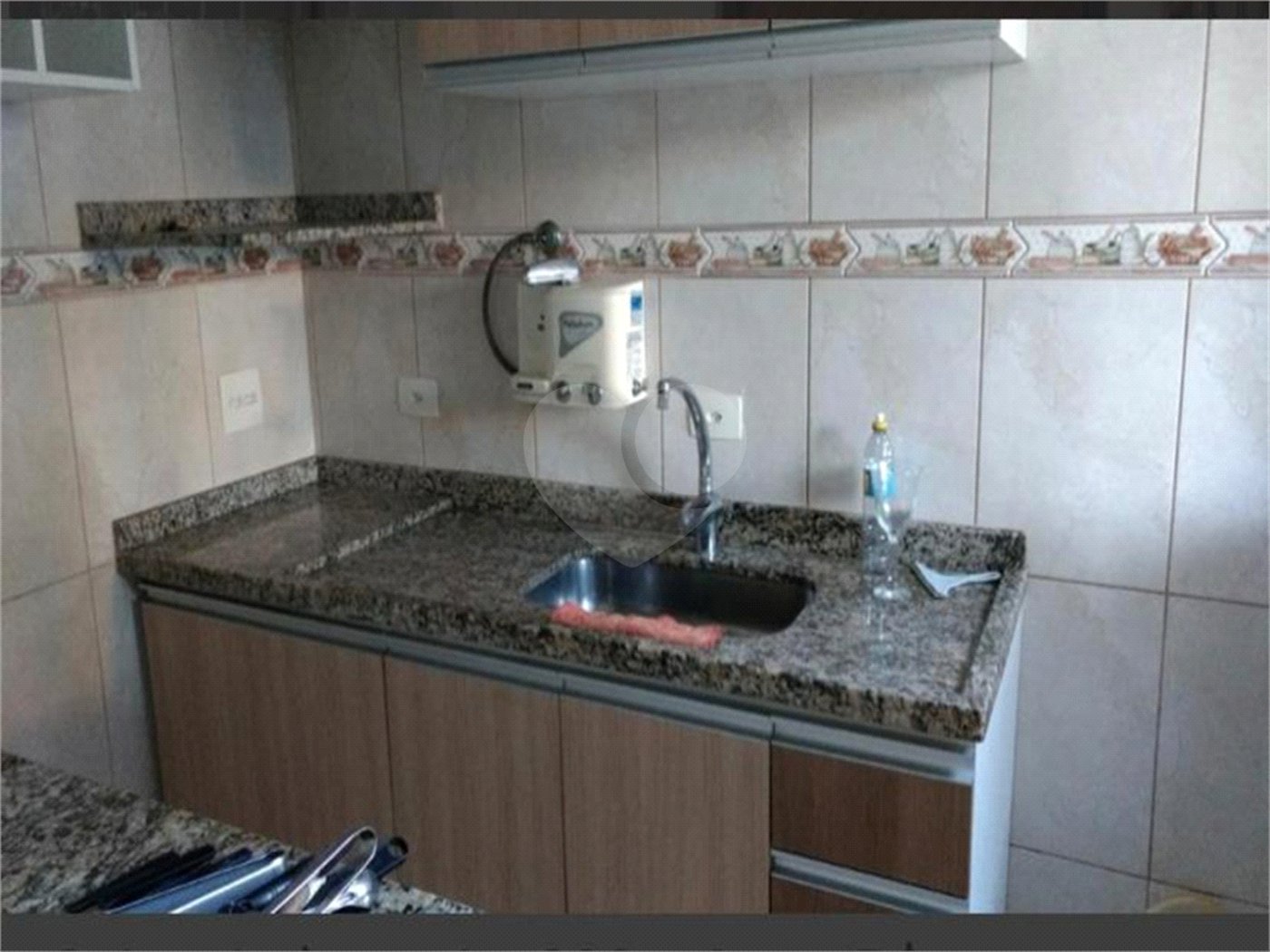 Sobrado à venda com 4 quartos, sendo 2 suítes, em Jaraguá, São Paulo, SP