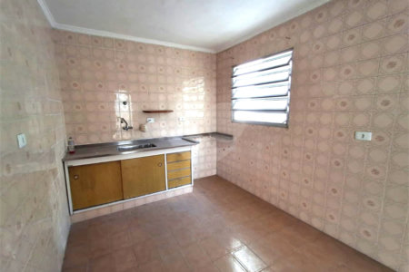 Casa à venda com 4 quartos em Vila Darli, São Paulo, SP