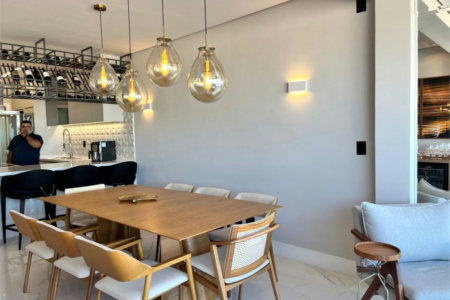 Apartamento com 1 quarto com hidromassagem e vista para o mar à venda em Aparecida - SP