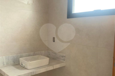 Casa à venda com 3 suítes em Loteamento Loanda, Atibaia, SP