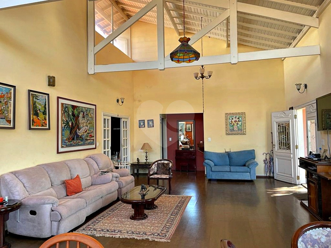 Casa à venda com 4 quartos, sendo 3 suítes,  no condomínio Terras de Santa Teresa, Itupeva - SP