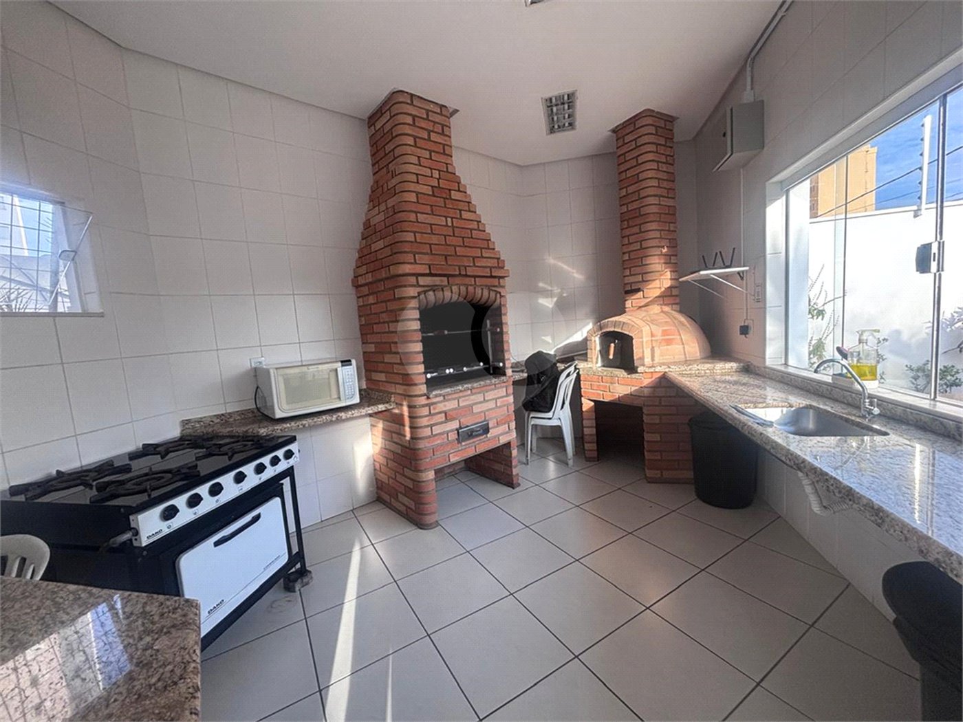 Apartamento à venda com 3 quartos, sendo 1 suíte, em Jardim Piratininga, Sorocaba, SP