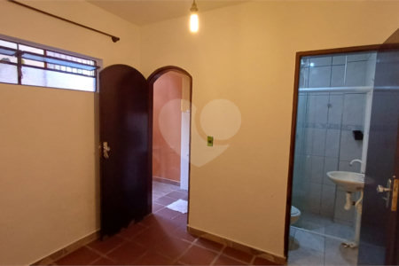 Sobrado à venda com 5 quartos, sendo 2 suítes,  em Parque Continental, São Paulo, SP