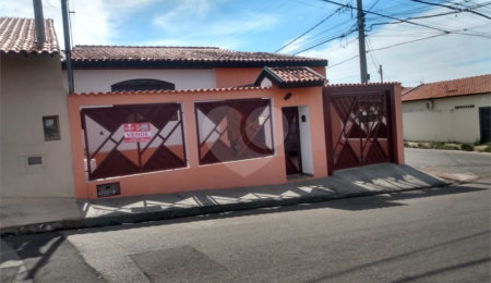 Casa à venda com 3 quartos, sendo 1 suíte,  em Jardim Casa Grande, Itapetininga, SP