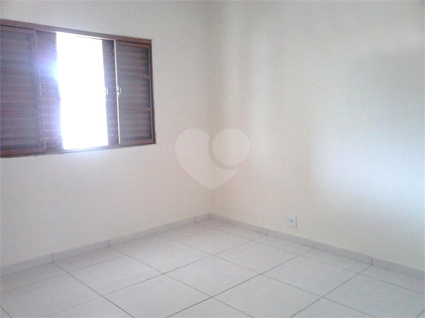 Casa à venda com 2 quartos em Santa Claudina, Vinhedo, SP