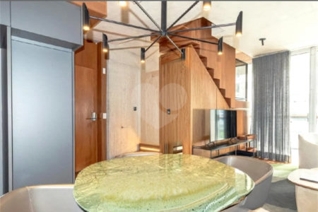 Apartamento à venda com 2 suítes em Vila Nova Conceição, São Paulo, SP