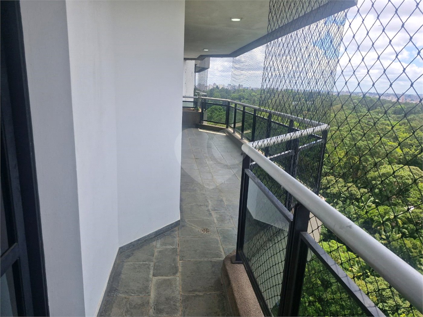 Apartamento para alugar com 4 suítes em Santo Amaro, São Paulo, SP