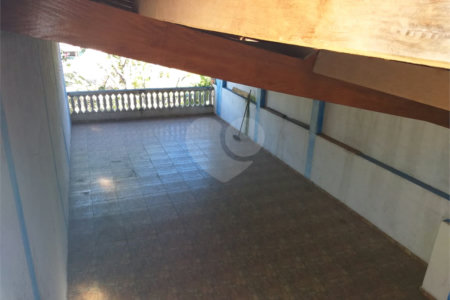 Sobrado à venda com 3 quartos, sendo 1 suíte, em Jardim Cruz do Corisco, São Paulo, SP