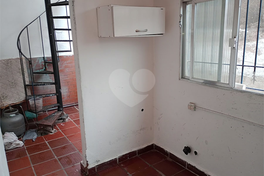 Sobrado à venda com 2 quartos em Horto, São Paulo, SP