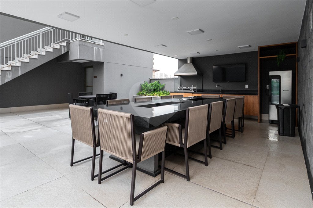 Apartamento à venda com 2 suítes em Vila Dom Pedro I, São Paulo, SP
