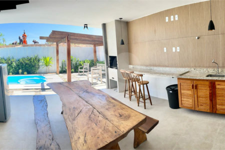 Casa à venda com 3 quartos em São José, Armação dos Búzios, RJ