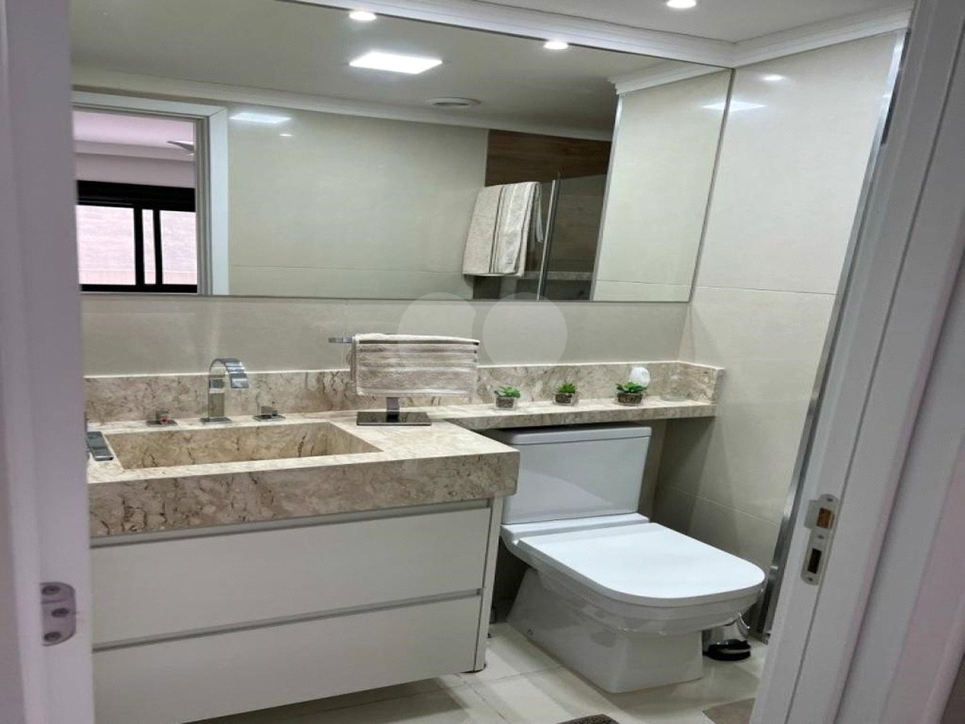 Apartamento à venda com 2 quartos, sendo 1 suíte, em Vila Prudente, São Paulo, SP