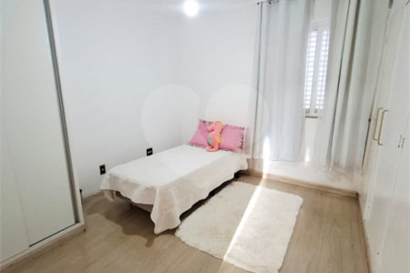 Casa à venda com 3 quartos, sendo 1 suíte, em Jardim São Luiz, Ribeirão Preto, SP