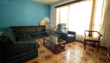 Casa à venda com 3 quartos, sendo 1 suíte,  em Vila Junqueira, São Roque, SP