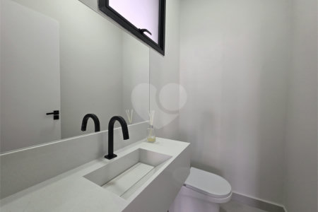 Casa à venda com 3 quartos, sendo 1 suíte, no condomínio Golden Park Residence, Sorocaba - SP