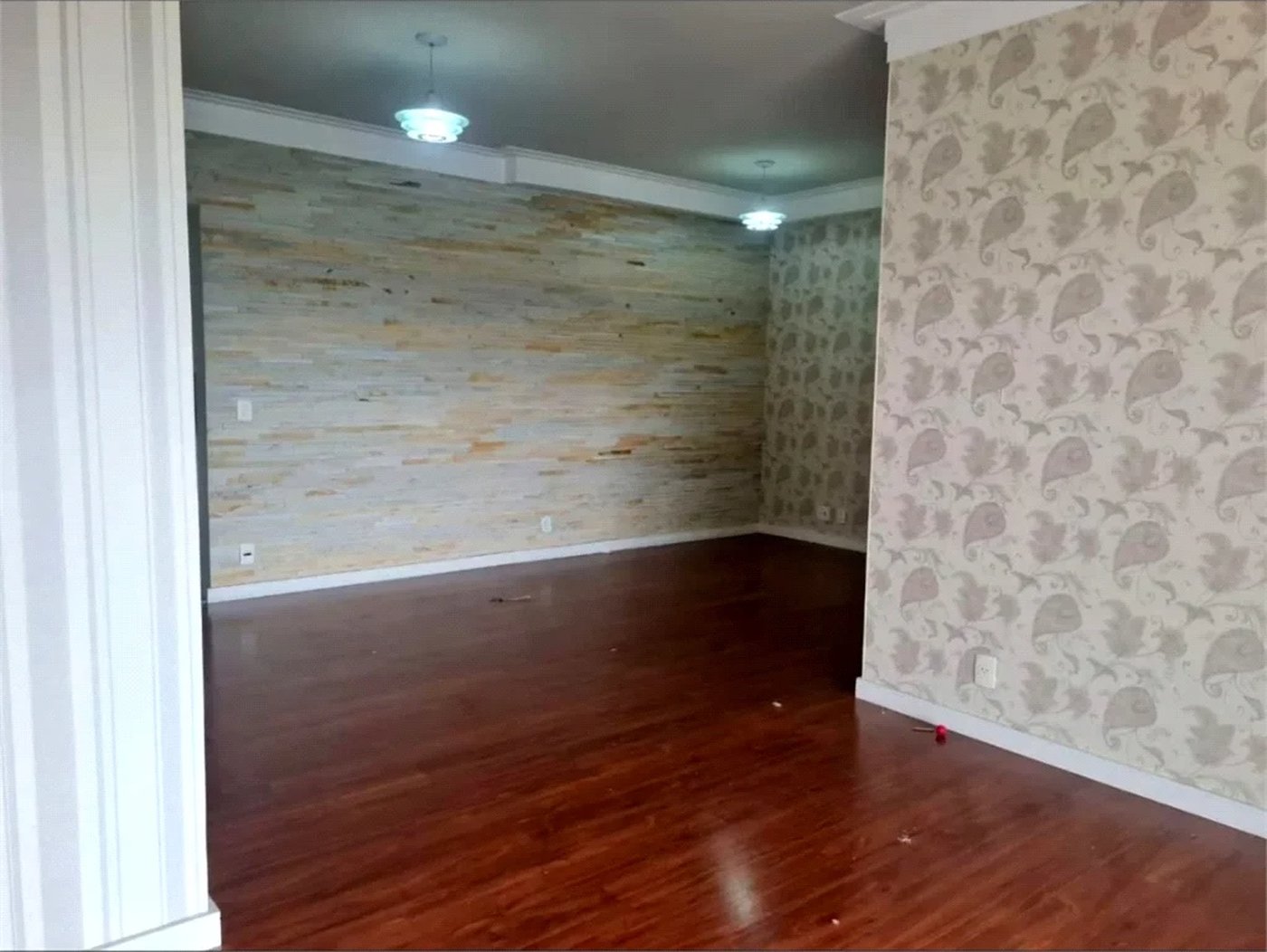 Apartamento à venda com 3 quartos, sendo 1 suíte, em Jardim Ester, São Paulo, SP