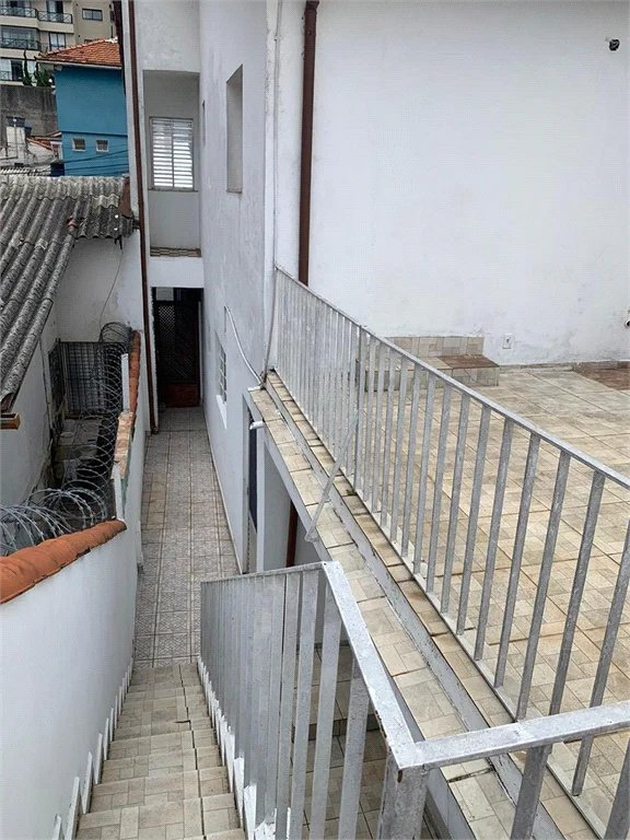 Sobrado à venda com 3 quartos em Vila Progredior, São Paulo, SP