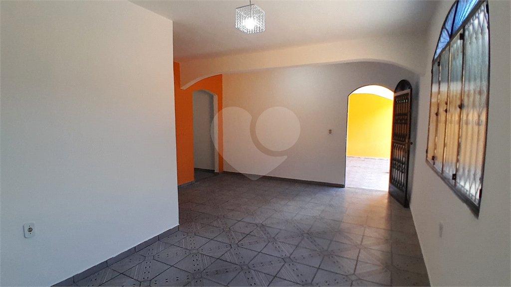 Casa à venda com 3 quartos, sendo 1 suíte, em Campo Grande, Rio de Janeiro, RJ