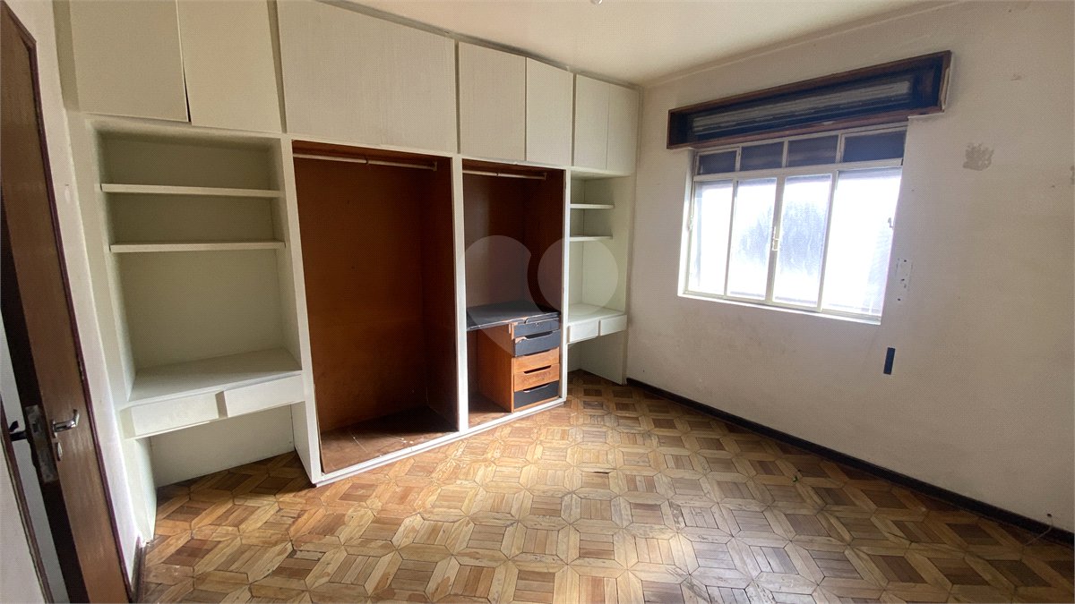 Sobrado à venda ou para alugar com 4 quartos, sendo 1 suíte,  em Parque Colonial, São Paulo, SP