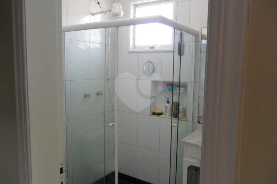 Sobrado à venda com 3 quartos, sendo 1 suíte, em Vila Romero, São Paulo, SP