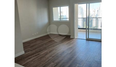 Apartamento para alugar com 2 quartos, sendo 1 suíte,  em Vila Andrade, São Paulo, SP