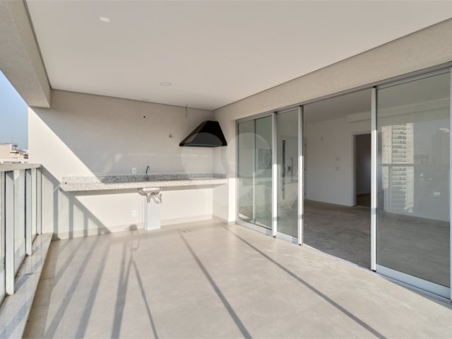 Apartamento à venda com 3 quartos, sendo 1 suíte,  em Jardim Marajoara, São Paulo, SP