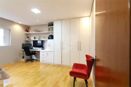 Casa à venda com 3 quartos, sendo 1 suíte, em Vila Maria Alta, São Paulo, SP