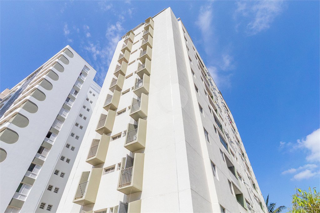 Apartamento à venda com 3 quartos, sendo 1 suíte,  em Cidade Monções, São Paulo, SP