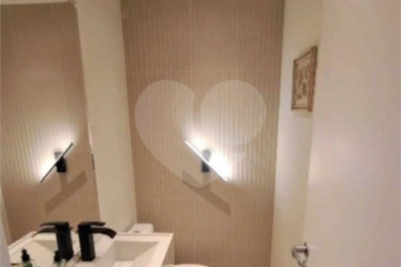 Apartamento à venda com 3 suítes em Alto da Boa Vista, São Paulo, SP