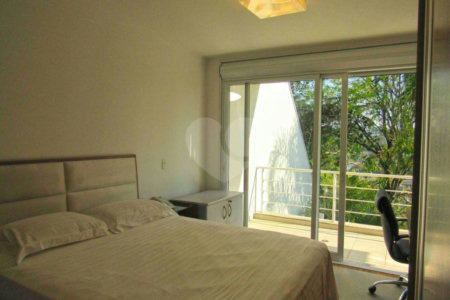 Casa à venda com 4 suítes no condomínio Residencial Giardino Pirandello, São Paulo - SP