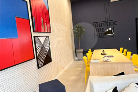 Apartamento à venda na Bela Vista de 24m2 com 1 dormitórios e sem vagas.Estuda Permuta.