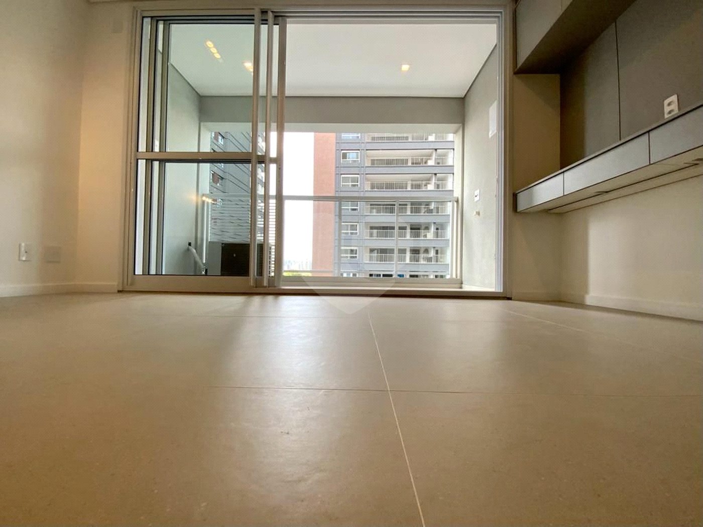 Studio com 28 m² totalmente mobiliado a venda na Vila Clementino