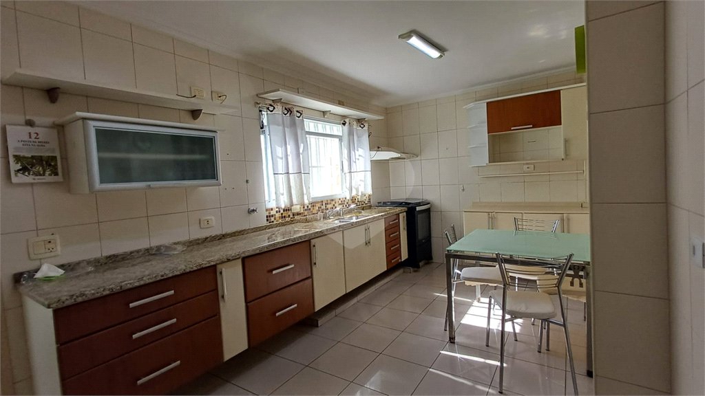 Sobrado à venda com 3 quartos, sendo 1 suíte, em Jabaquara, São Paulo, SP