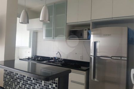 Apartamento para alugar com 2 quartos, sendo 1 suíte, em Vila Anastácio, São Paulo, SP