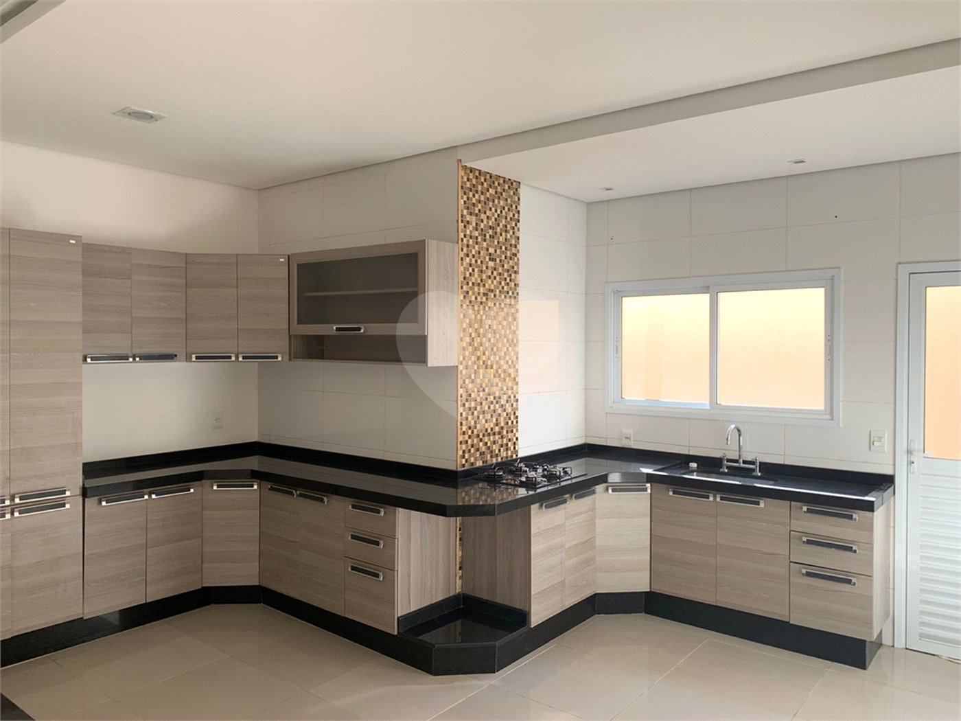 Casa à venda com 3 suítes no condomínio Residencial Gramados de Sorocaba, Sorocaba - SP