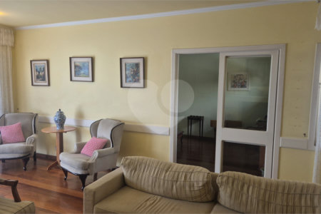 Casa à venda com 4 quartos, sendo 3 suítes,  no condomínio Chácara das Rosas, São Paulo - SP