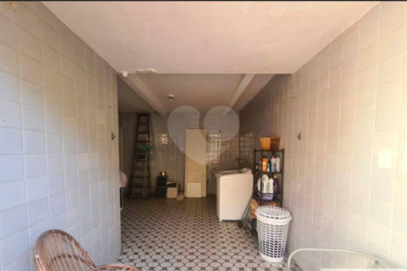 Casa à venda com 4 quartos, sendo 1 suíte,  em Jardim Trussardi, São Paulo, SP