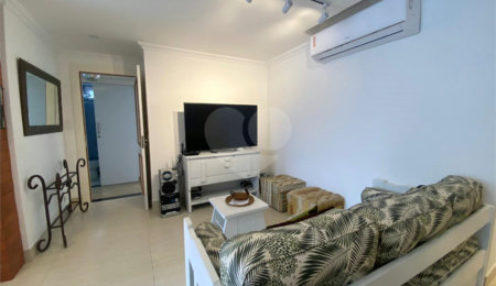 Casa em condomínio à venda com 2 quartos, sendo 1 suíte,  no Centro (mangue), Armação dos Búzios, RJ