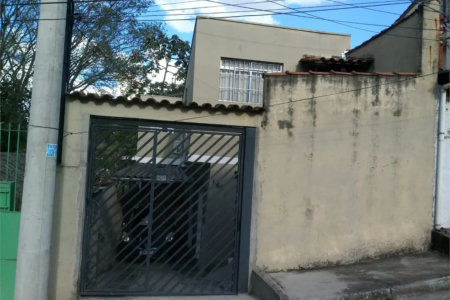 Casa à venda com 4 quartos, sendo 1 suíte,  em Vila Vasconcelos, São Paulo, SP