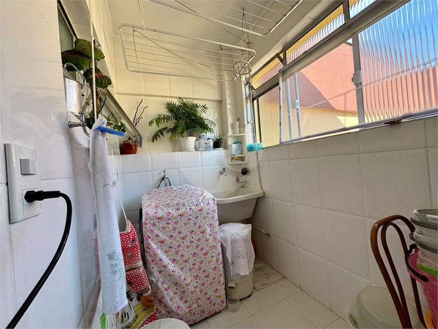 Apartamento à venda com 2 quartos em Vila Galvão, Guarulhos, SP